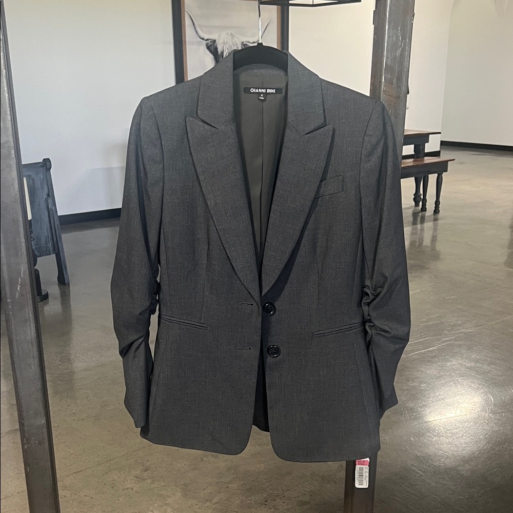NWT Women’s Gianni Bini Blazer